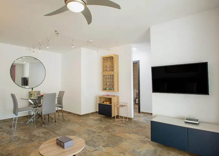 La Nina Bonita * Playa Blanca (Lanzarote)