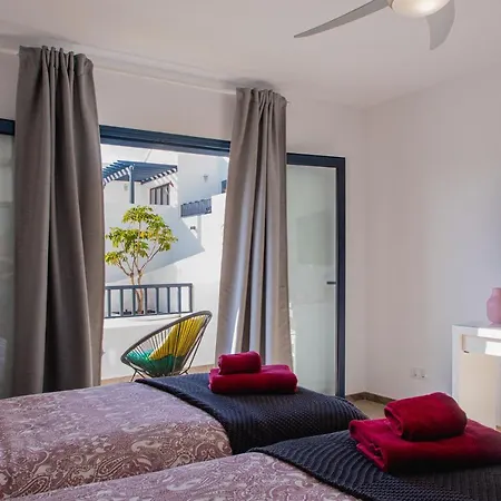 Nyaraló La Nina Bonita *